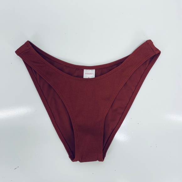 Xhilaration Swin Sz XL (12-14) Women’s High Leg Scoop Waist Red New - Picture 2 of 7